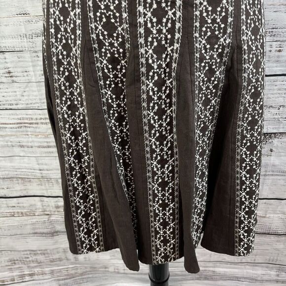 Style & Co Skirt size 4 Brown Linen White Floral Embroidery Midi Flared Modest - Picture 5 of 9